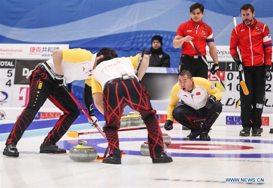 (SP)CZECH REPUBLIC-PILSEN-CURLING-OLYMPIC QUALIFICATION-MEN-CHINA VS CZECH REPUBLIC