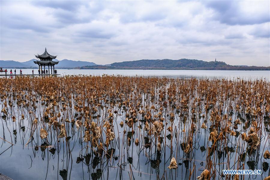 CHINA-ZHEJIANG-HANGZHOU-WEST LAKE-SCENERY (CN)