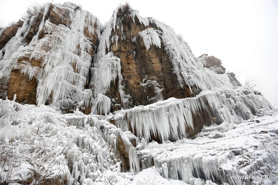 #CHINA-SHANDONG-YINAN-ICEFALL (CN)
