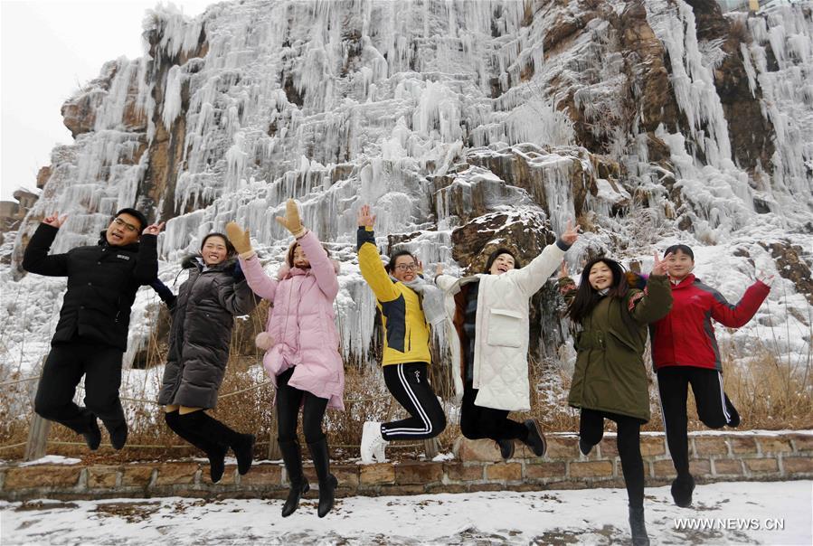 #CHINA-SHANDONG-YINAN-ICEFALL (CN)