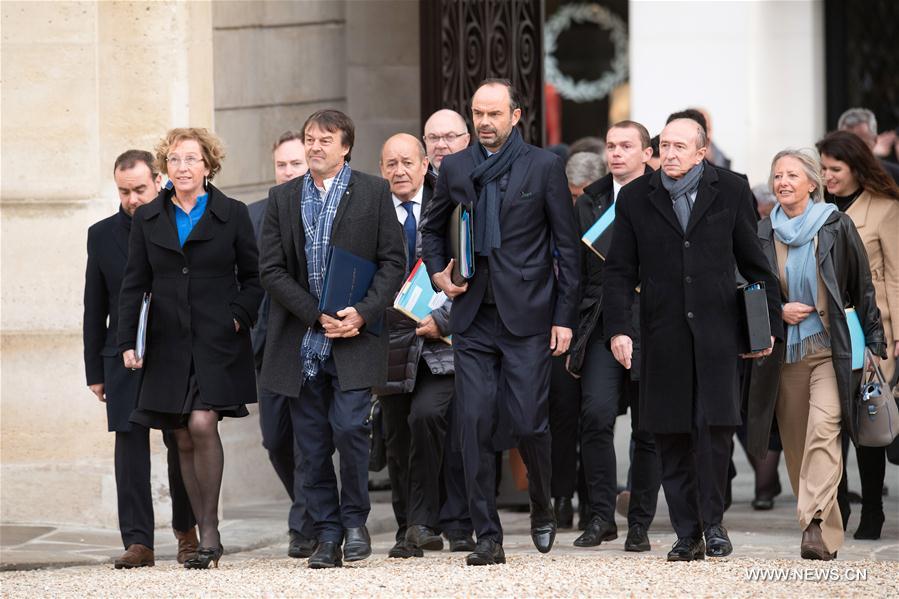 FRANCE-PARIS-FIRST WEEKLY CABINET MEETING