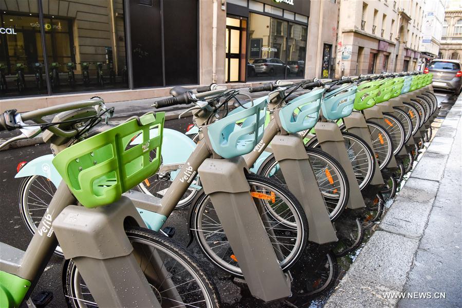 FRANCE-PARIS-BICYCLE-SHARING-VELIB METROPOLE