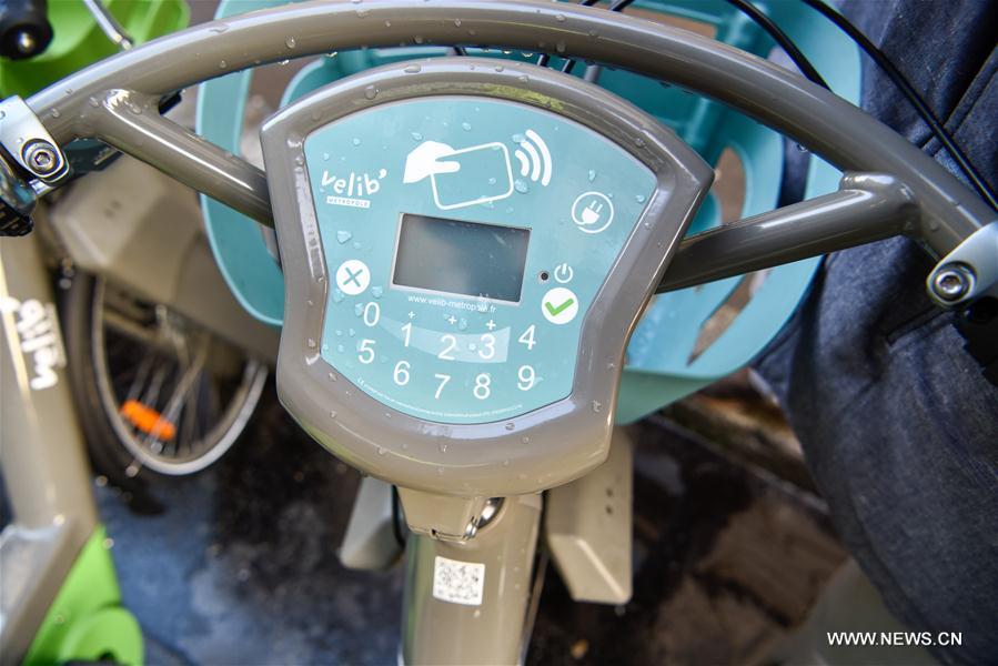 FRANCE-PARIS-BICYCLE-SHARING-VELIB METROPOLE