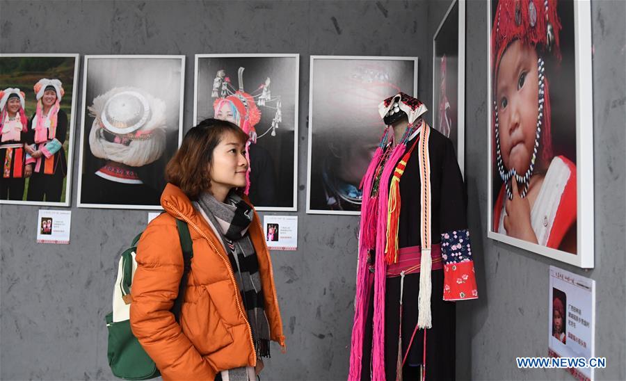 CHINA-GUANGXI-NANNING-FOLK CUSTOM (CN)