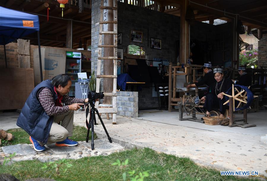 CHINA-GUANGXI-NANNING-FOLK CUSTOM (CN)