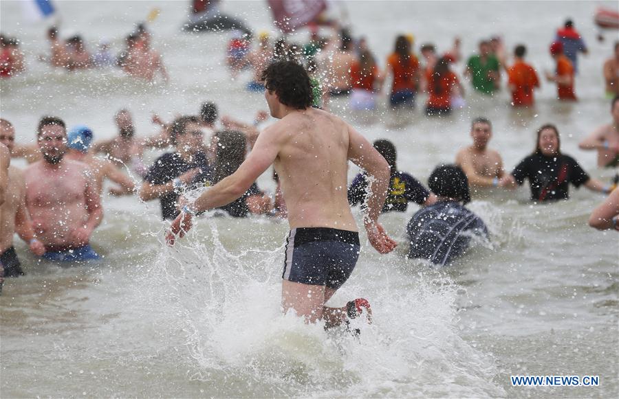 BELGIUM-OOSTENDE-NEW YEAR-DIVE