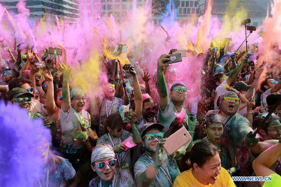 PHILIPPINES-PASAY CITY-2018 COLOR MANILA RUN