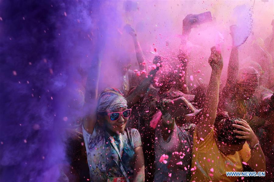 PHILIPPINES-PASAY CITY-2018 COLOR MANILA RUN