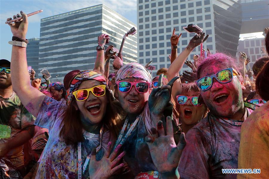 PHILIPPINES-PASAY CITY-2018 COLOR MANILA RUN