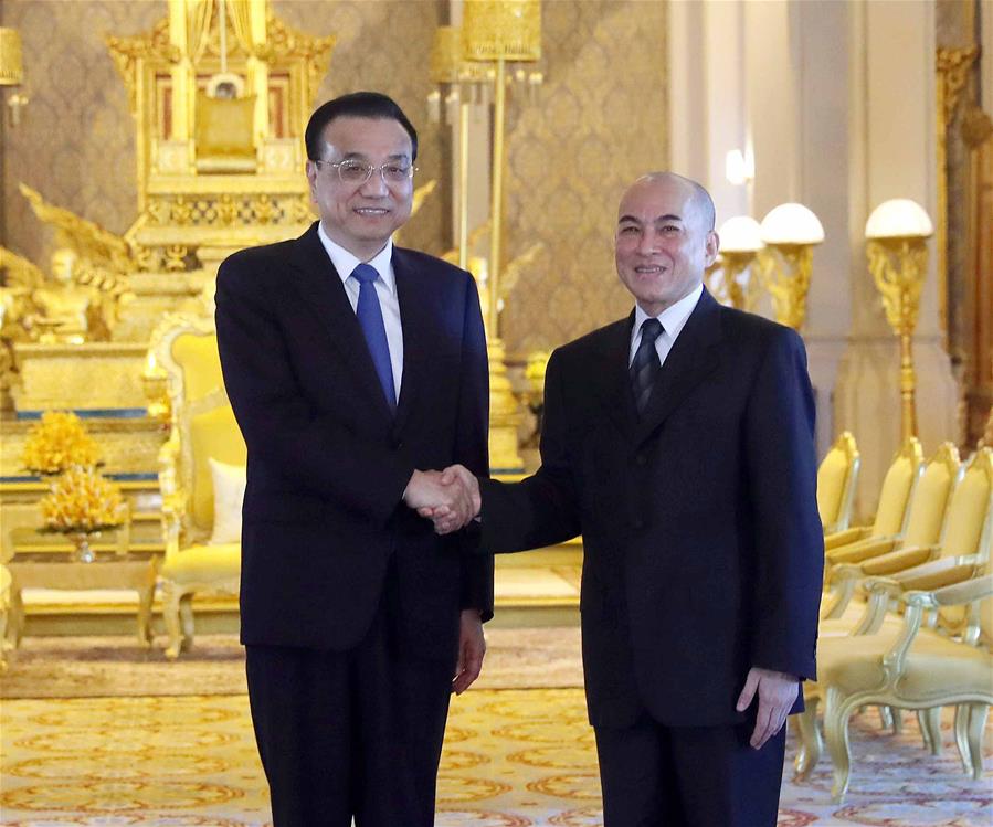 CAMBODIA-PHNOM PENH-KING-CHINA-LI KEQIANG-MEETING