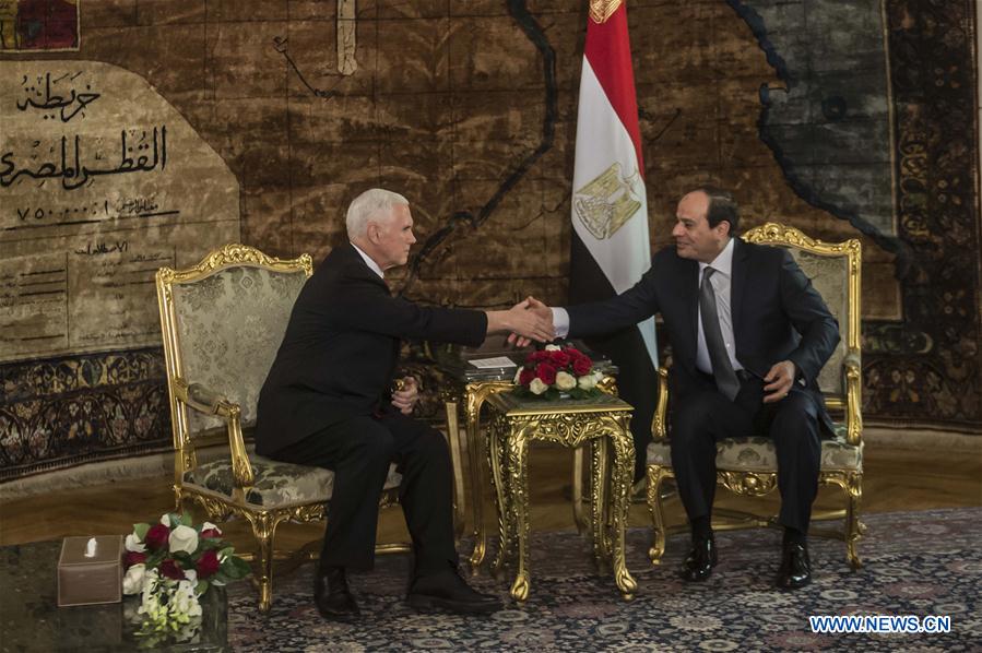 EGYPT-CAIRO-PRESIDENT-U.S.-VICE PRESIDENT-MEETING