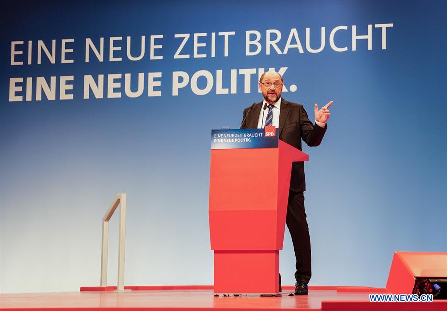 GERMANY-BONN-SPD-COALITION TALKS-SPECIAL CONGRESS