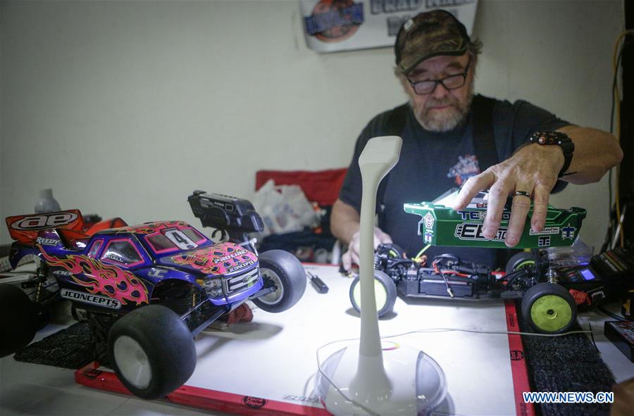 CANADA-SURREY-INDOOR OFF-ROAD CHALLENGE-RC CAR