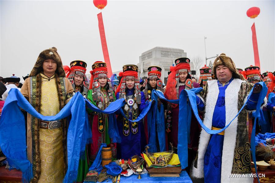 CHINA-INNER MONGOLIA-FIRE WORSHIPING RITUAL (CN)