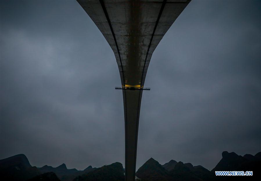 CHINA-GUIZHOU-BRIDGE MAINTENANCE(CN)