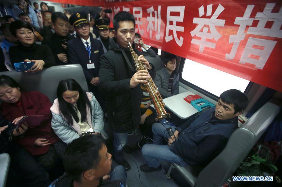 CHINA-JIANGXI-SPRING FESTIVAL-RAILWAY TRANSPORTATION (CN)
