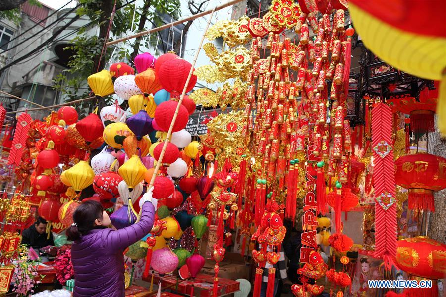 VIETNAM-HANOI-SPRING FESTIVAL-PREPARATIONS 
