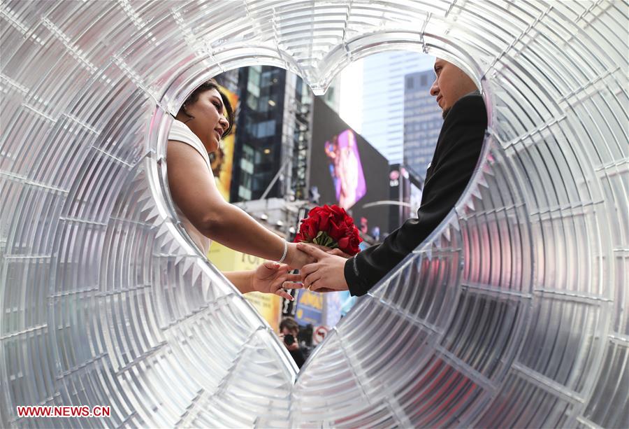 U.S.-NEW YORK-TIMES SQUARE-VALENTINE'S DAY