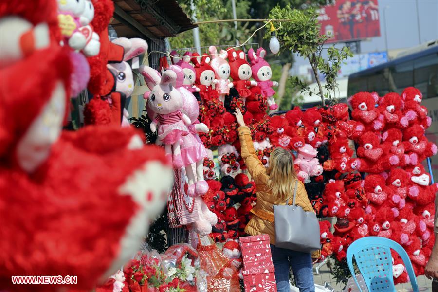 EGYPT-CAIRO-VALENTINE'S DAY