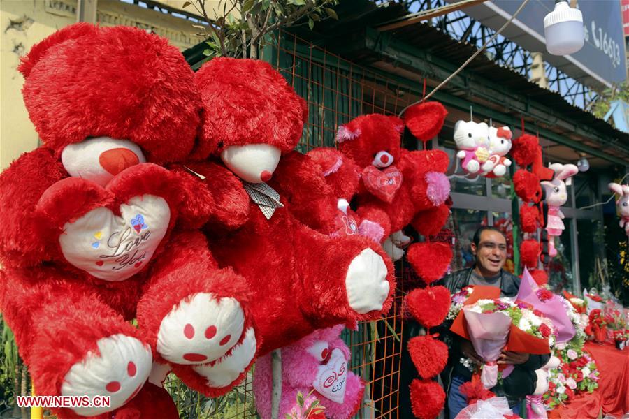 EGYPT-CAIRO-VALENTINE'S DAY