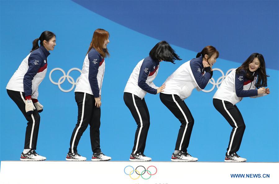 (SP)OLY-SOUTH KOREA-PYEONGCHANG-SHORT TRACK-LADIES' 3000M RELAY-MEDAL CEREMONY