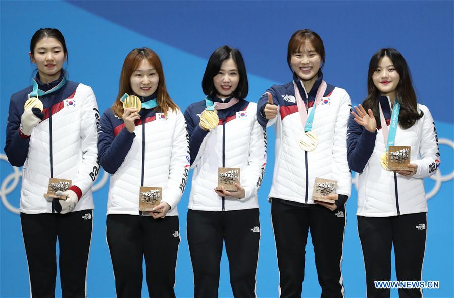 (SP)OLY-SOUTH KOREA-PYEONGCHANG-SHORT TRACK-LADIES' 3000M RELAY-MEDAL CEREMONY