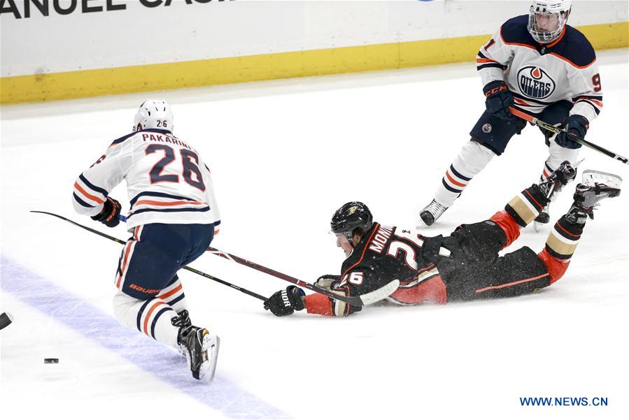 (SP)U.S.-LOS ANGELES-NHL