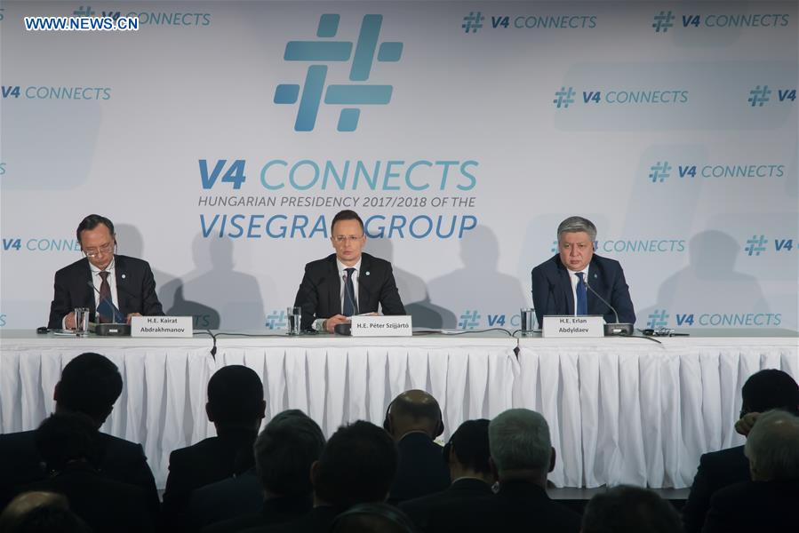 HUNGARY-BUDAPEST-VISEGRAD-CENTRAL ASIA-MEETING
