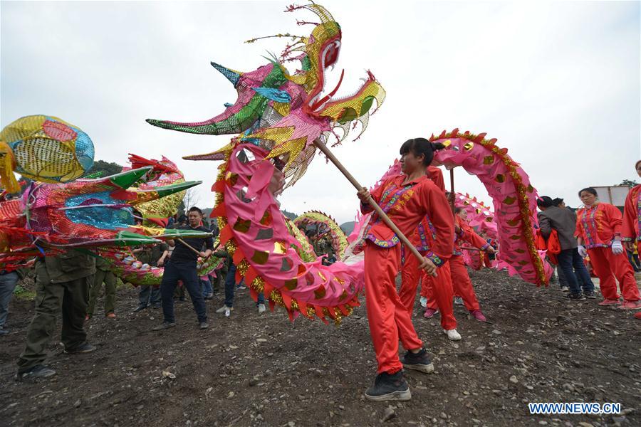 #CHINA-GUIZHOU-TONGREN-DRAGON DANCE (CN)