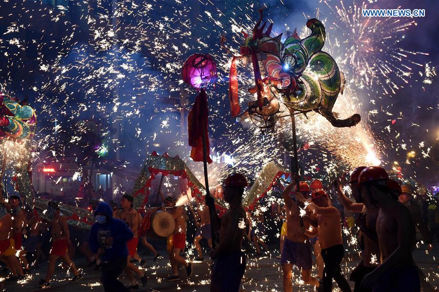 #CHINA-LANTERN FESTIVAL-CELEBRATIONS (CN)