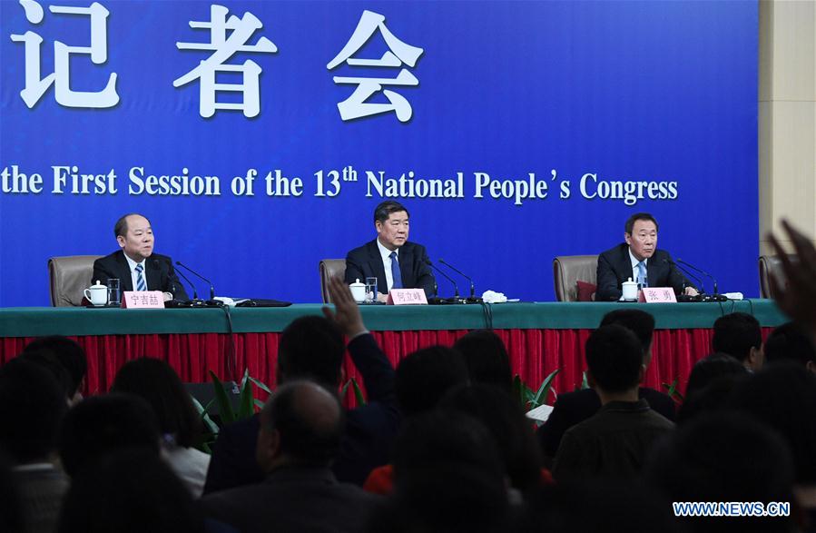 (TWO SESSIONS)CHINA-BEIJING-NPC-PRESS CONFERENCE-ECONOMY (CN)