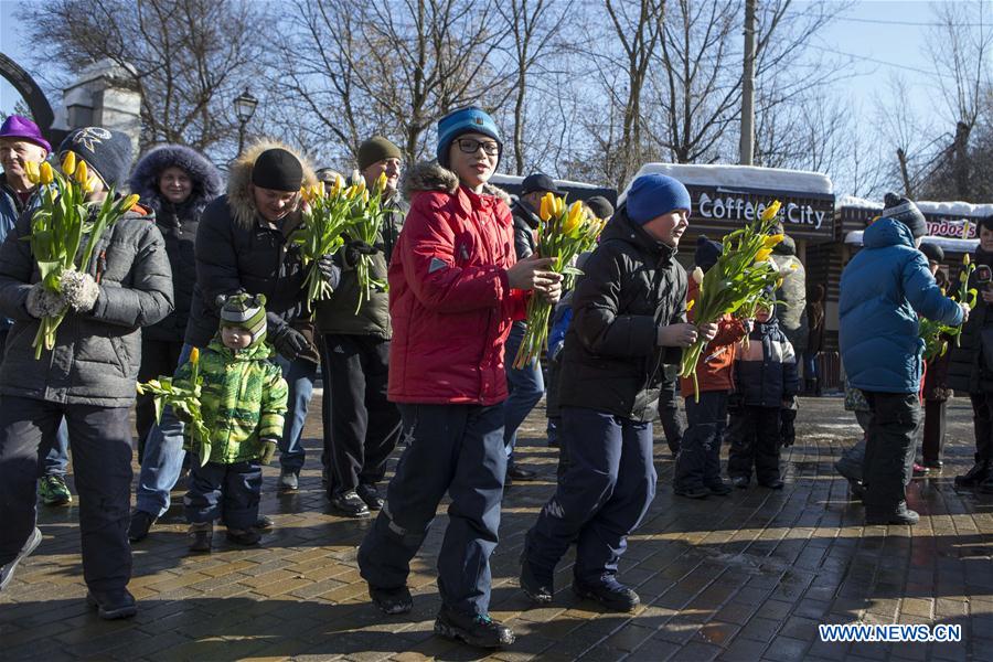 RUSSIA-MOSCOW-WOMEN'S DAY-FLOWER