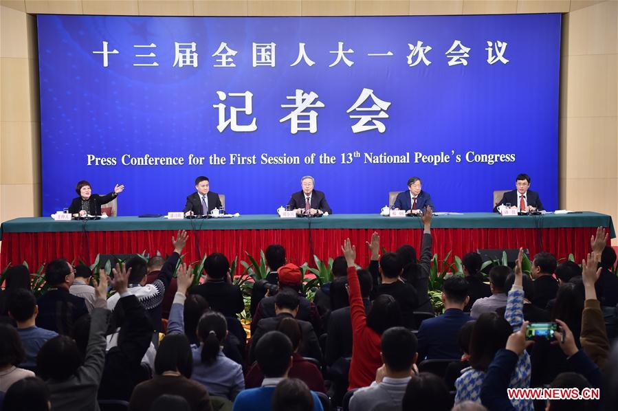 (TWO SESSIONS)CHINA-BEIJING-NPC-PRESS CONFERENCE-FINANCIAL REFORM (CN)