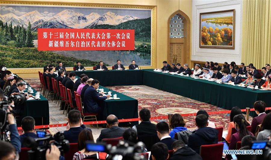 (TWO SESSIONS)CHINA-BEIJING-NPC-XINJIANG DELEGATION-PLENARY MEETING (CN)