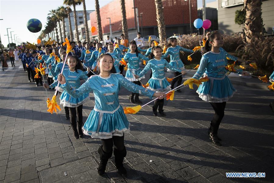 UAE-DUBAI-PARADE-HAPPINESS DAY