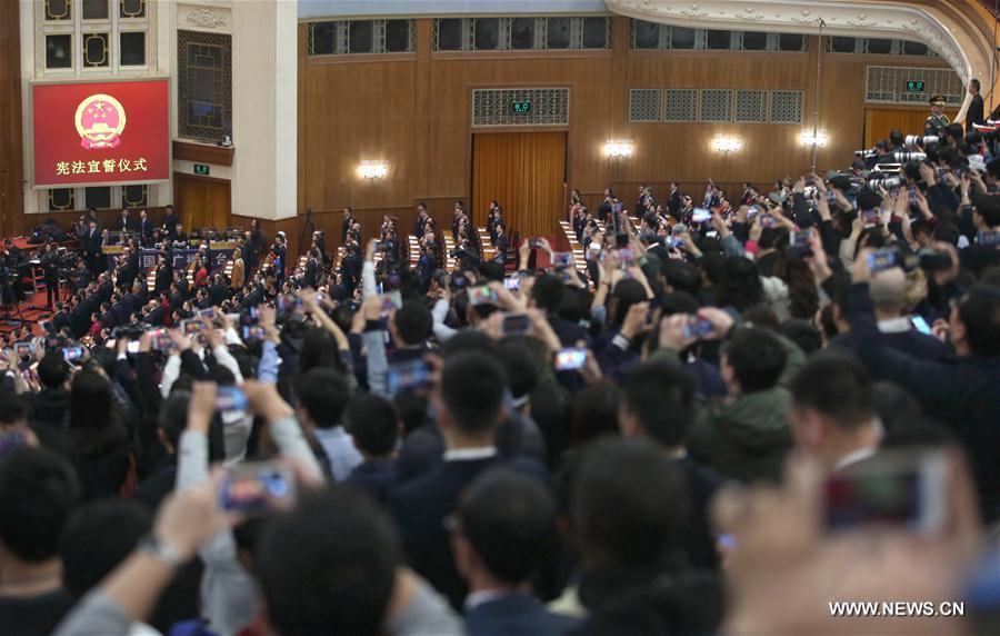 (TWO SESSIONS)CHINA-BEIJING-NPC-OATH-TAKING CEREMONY (CN)
