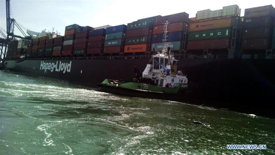 PAKISTAN-KARACHI-SHIPS-COLLISION