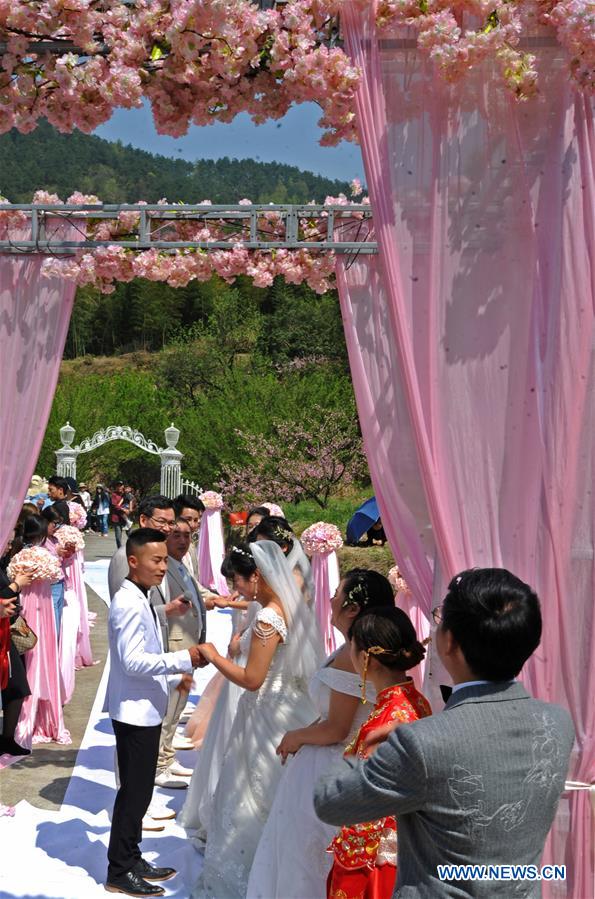 CHINA-ZHEJIANG-WEDDING-PEACH FOREST(CN)