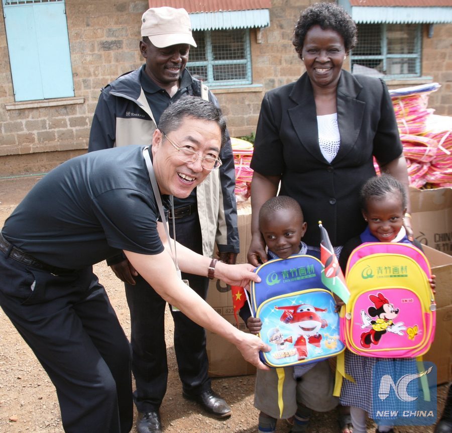Chinese artists donate learning materials, sports kit to Kenyan school