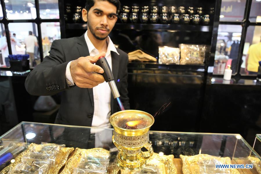 Int'l Perfumes and Cosmetics Exhibition held in Kuwait City Xinhua