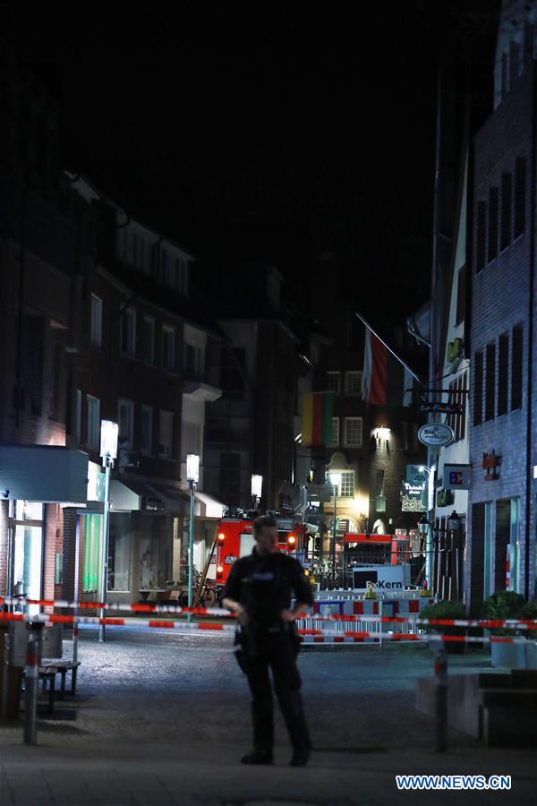 GERMANY-MUENSTER-VEHICLE-PLOWING