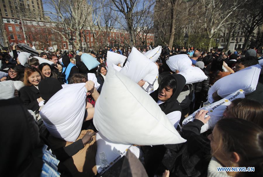 U.S.-NEW YORK-PILLOW FIGHT