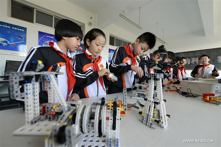CHINA-HEBEI-EDUCATION-ROBOTS (CN)
