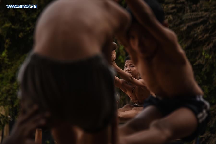 INDIA-MUMBAI-TRADITIONAL SPORT-SCHOOL STUDENTS