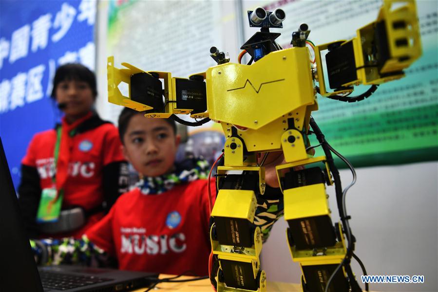 CHINA-GANSU-ADOLESCENT-ROBOT-COMPETITION(CN)