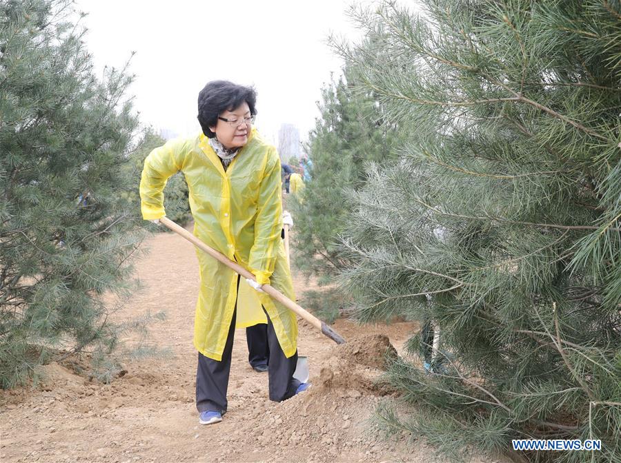 CHINA-BEIJING-CPPCC-TREE PLANTING (CN)