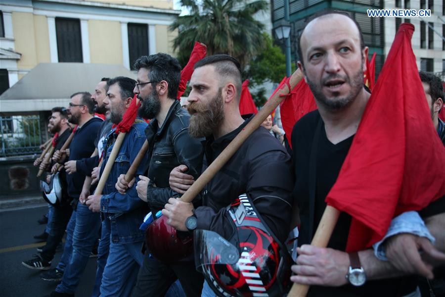 GREECE-ATHENS-PROTEST-U.S.-STRIKE-SYRIA