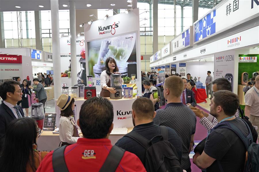 Xinhua Headlines: Expanding imports, the Chinese way to balanced global trade 