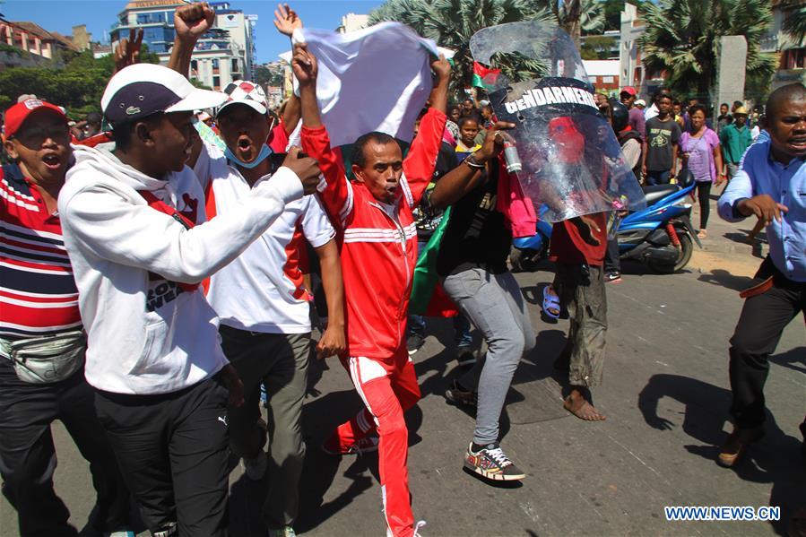 MADAGASCAR-ANTANANARIVO-DEMONSTRATION-CLASH