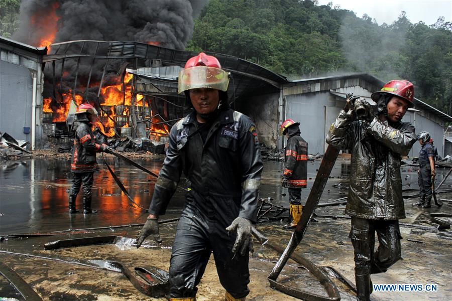 INDONESIA-WEST SUMATRA-WAREHOUSE-FIRE